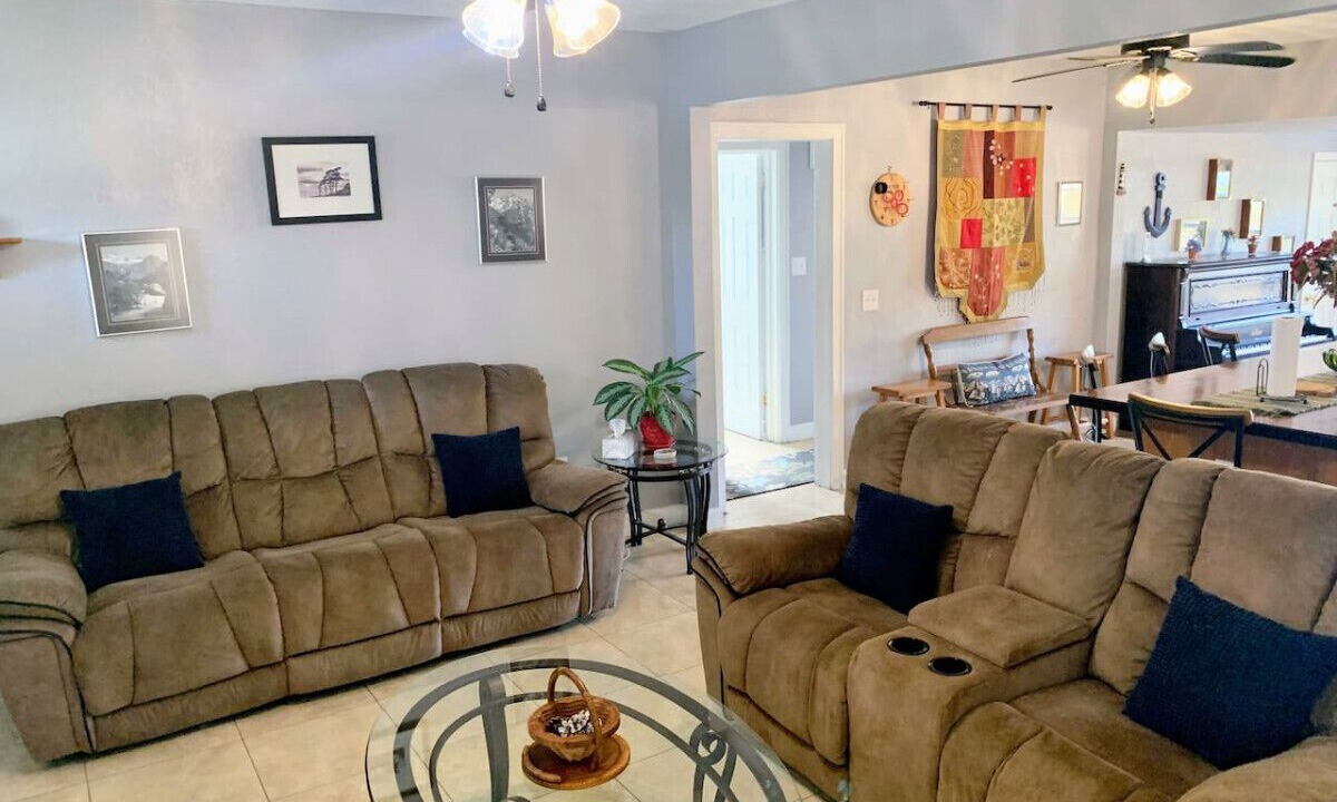 Photo of Livingroom in Winter Haven
