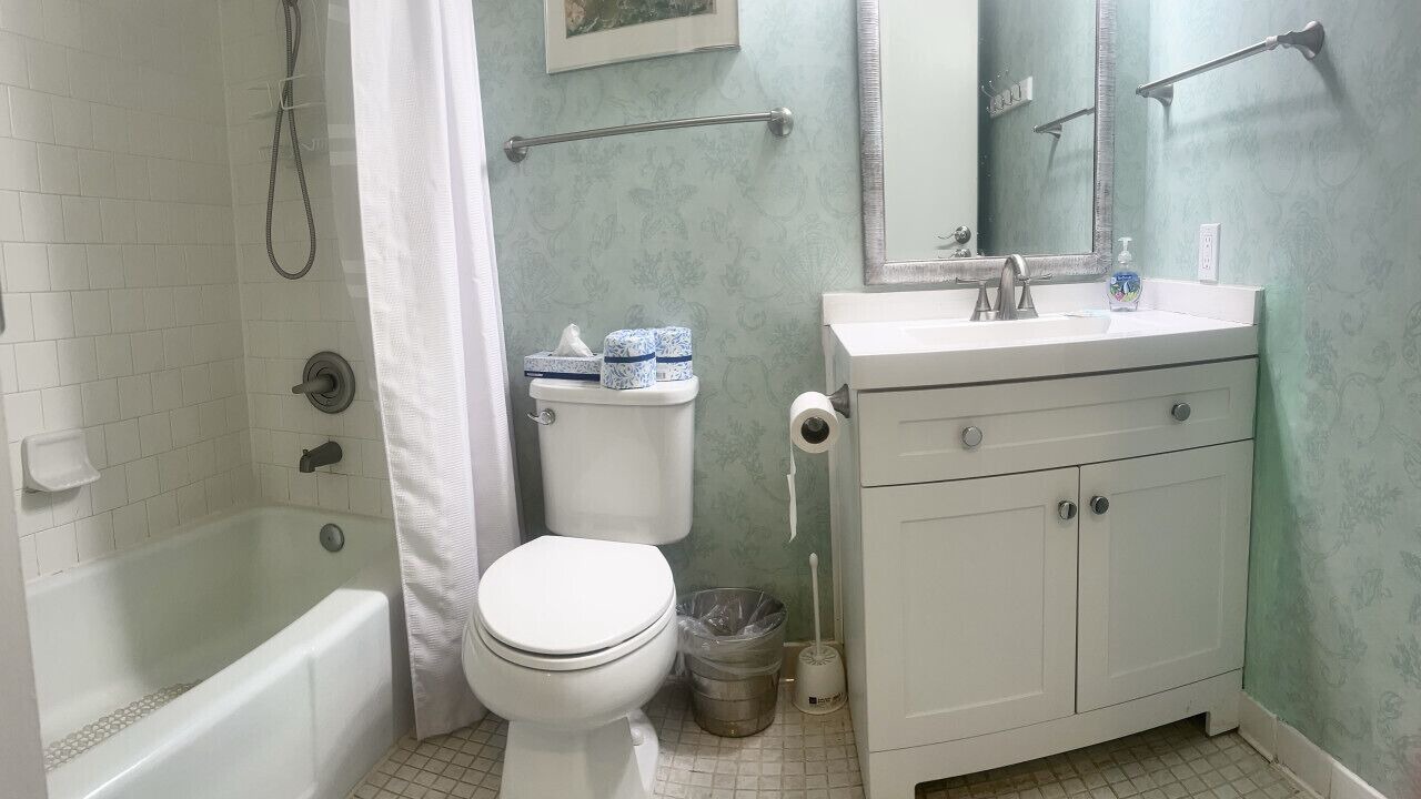 Photo of Bathroom in Demere Park