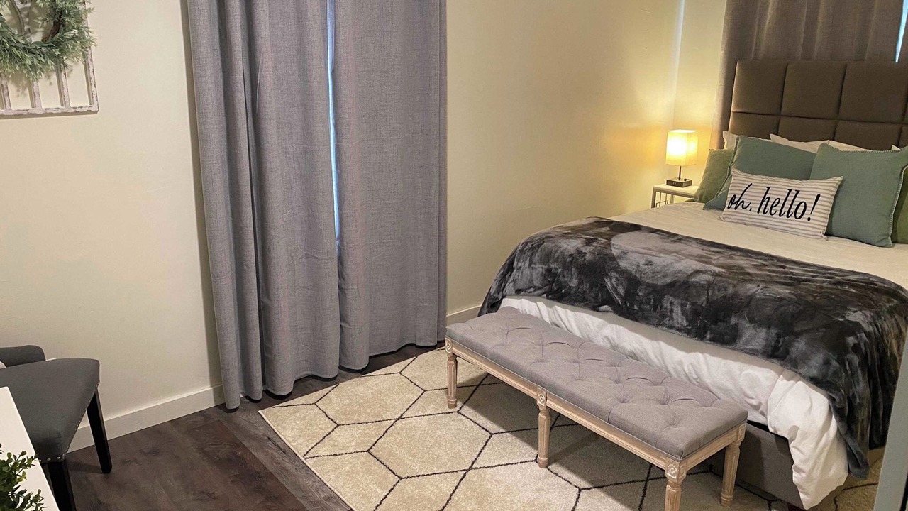 Photo of Bedroom in Enterprise