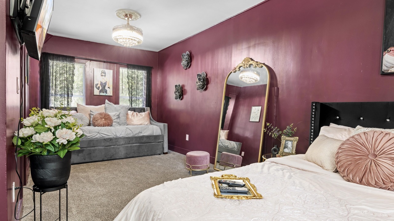 Photo of Bedroom in Brooksville