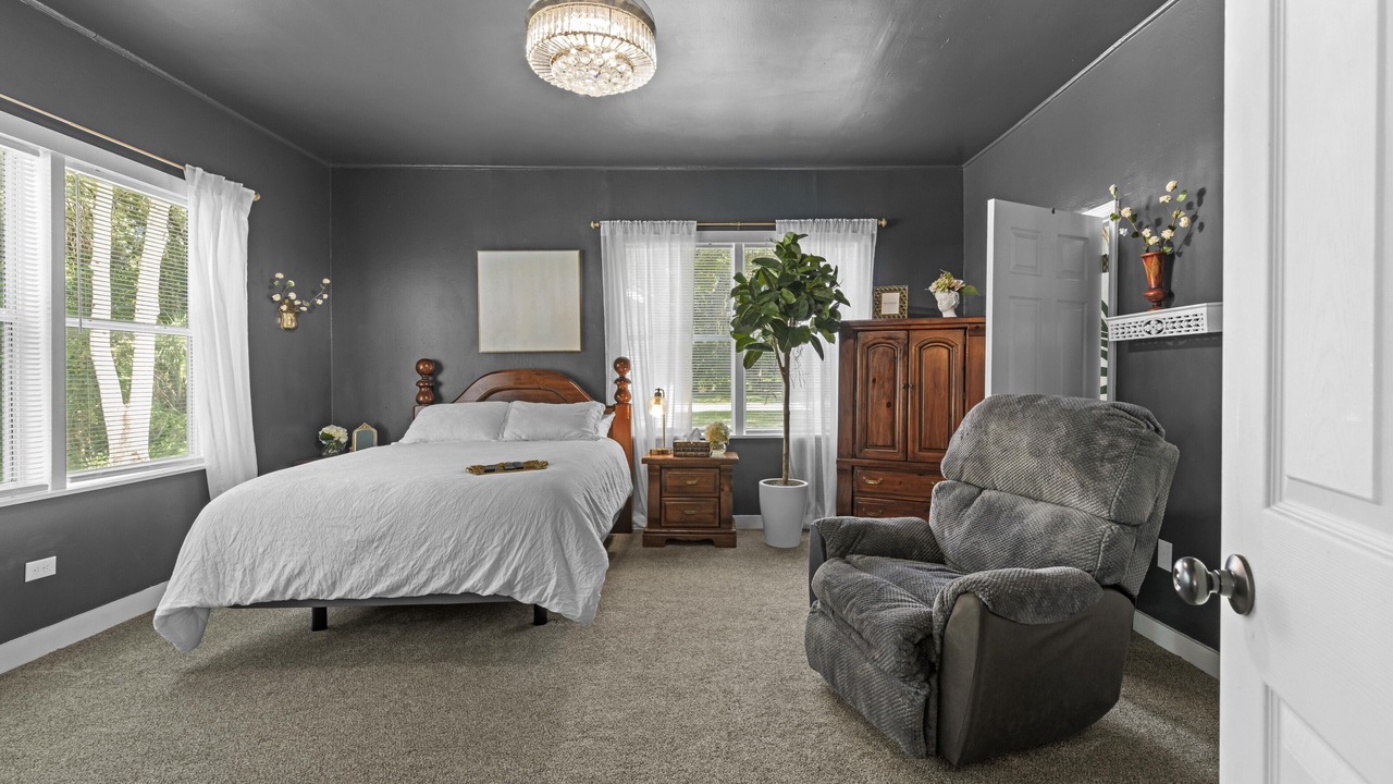 Photo of Bedroom in Brooksville