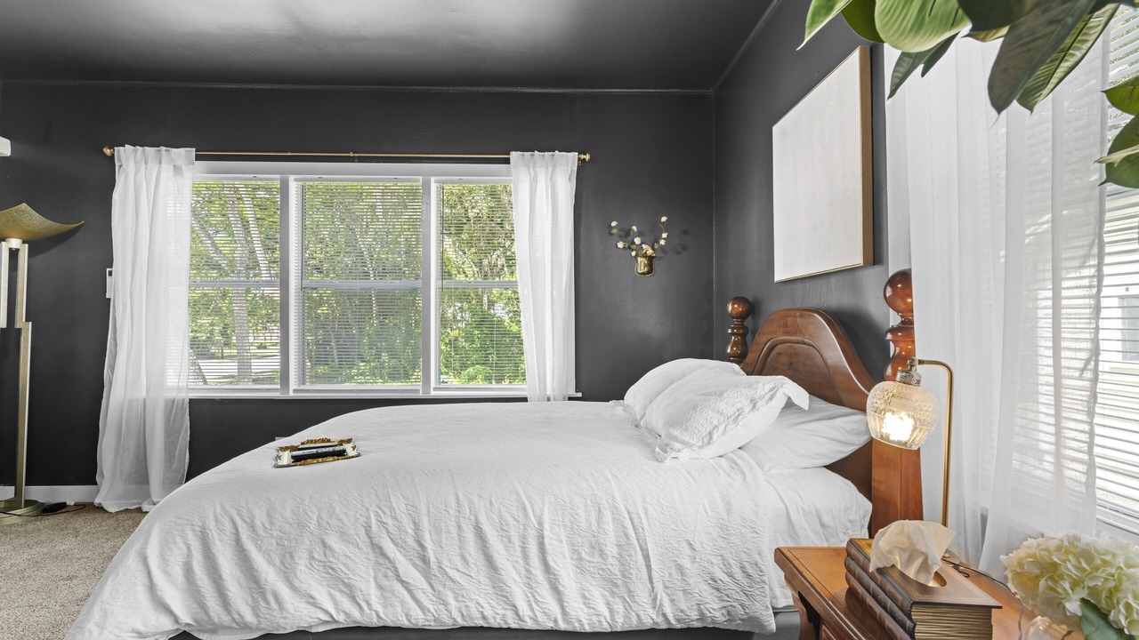 Photo of Bedroom in Brooksville