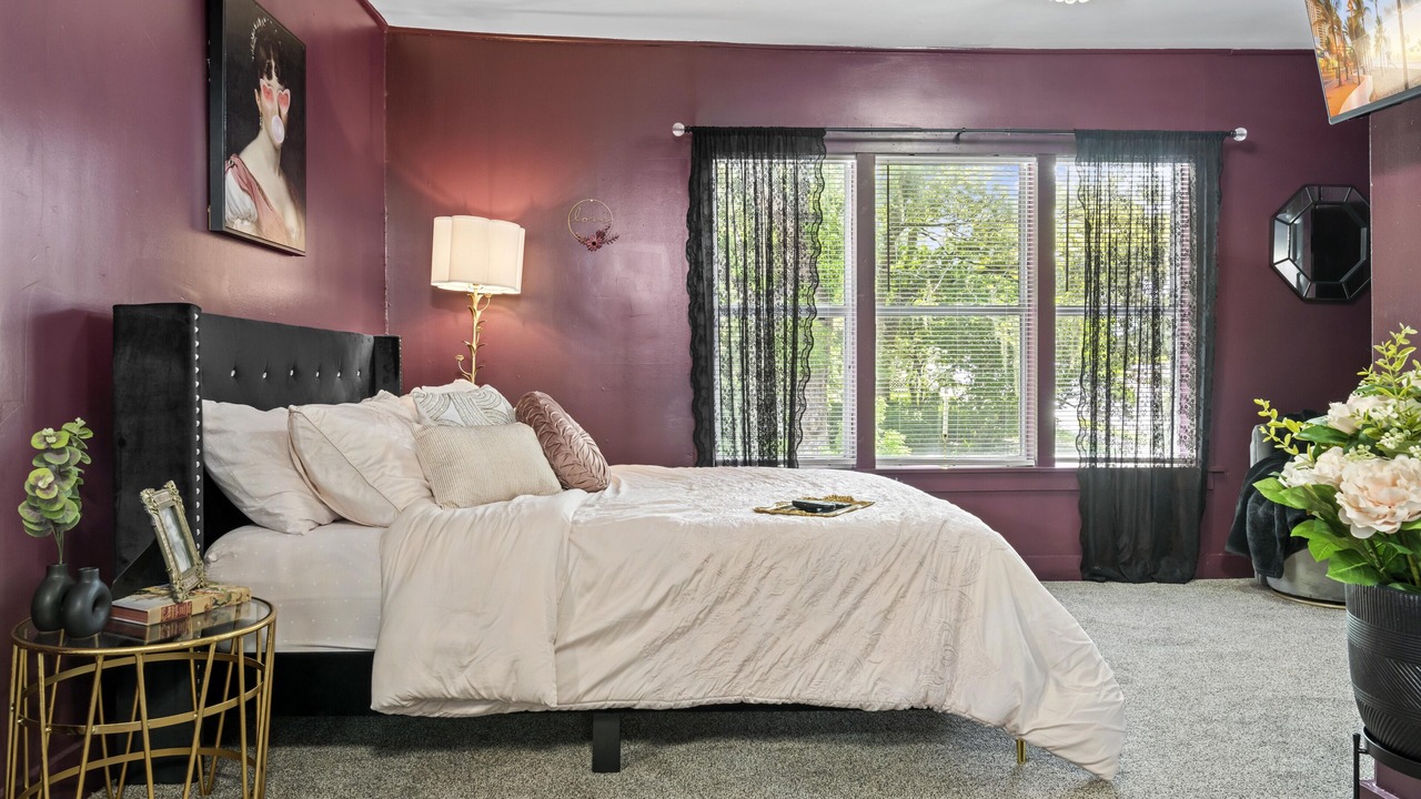 Photo of Bedroom in Brooksville