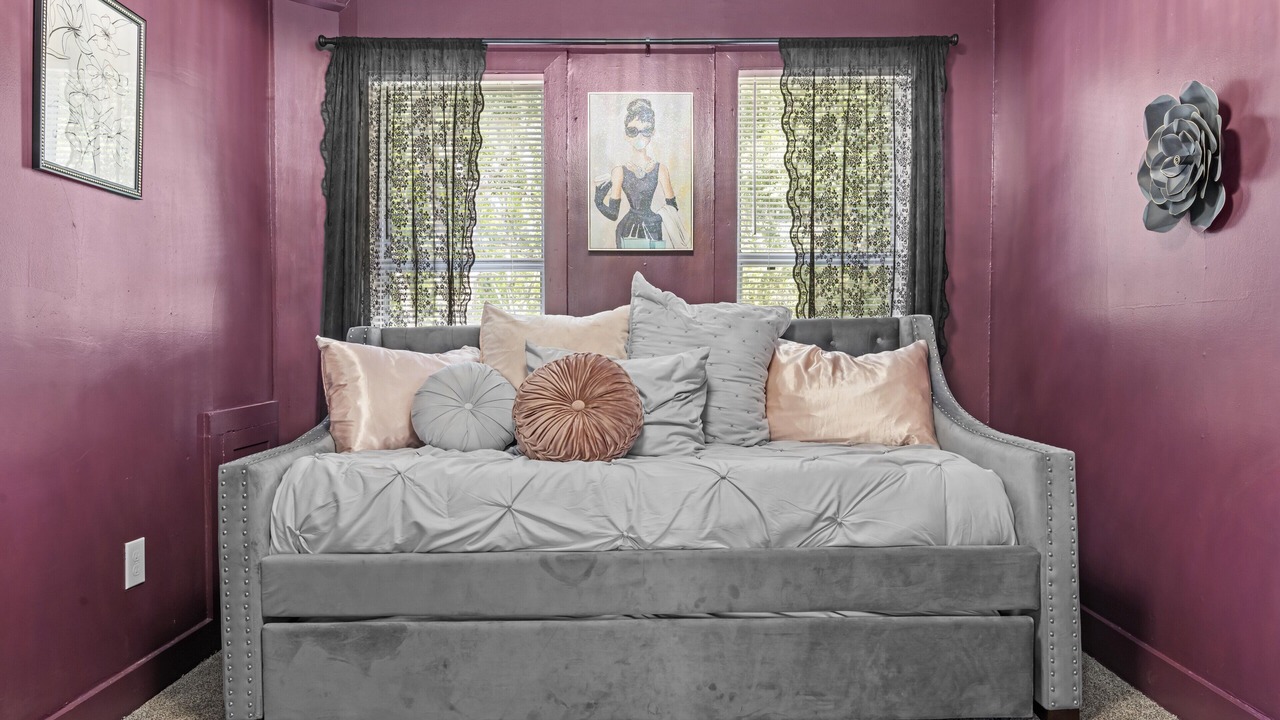 Photo of Bedroom in Brooksville