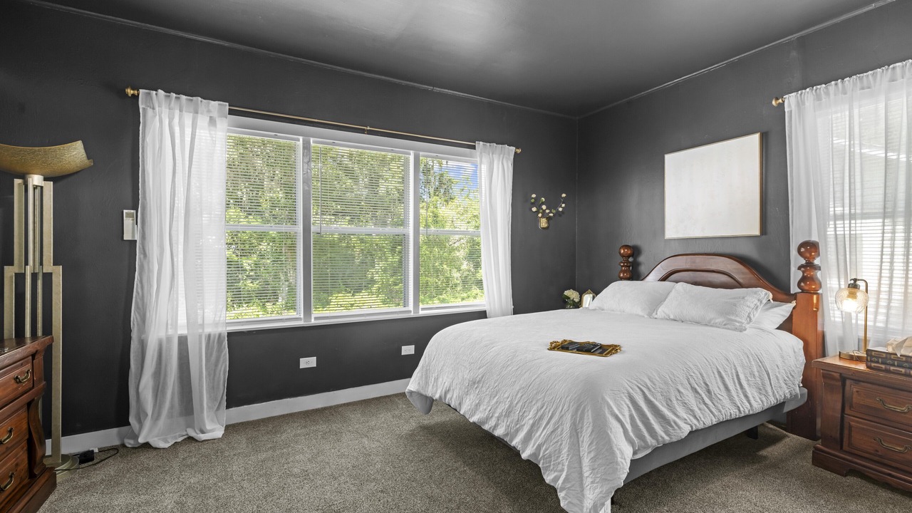 Photo of Bedroom in Brooksville