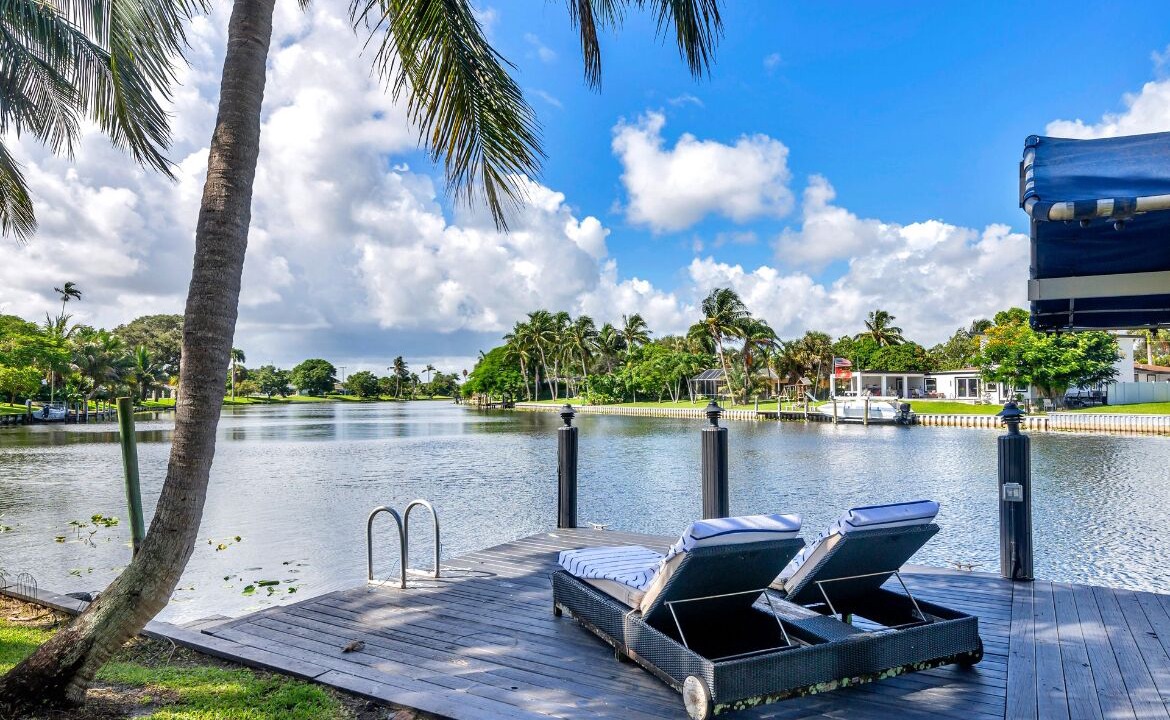 Photo of Outdoor in Lake Clarke Shores