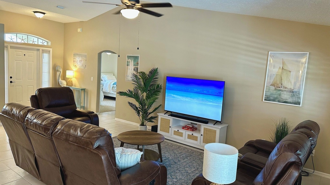 Photo of Livingroom in Sebastian Highlands