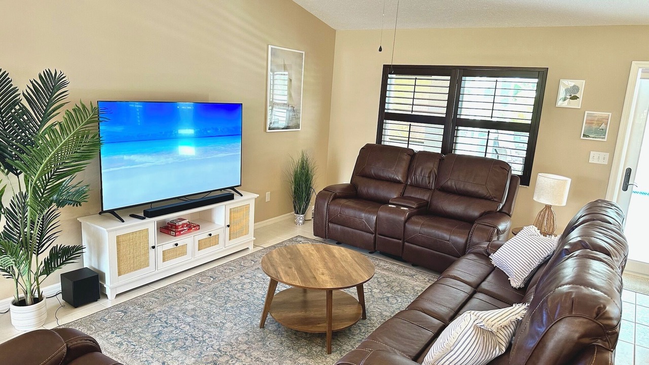 Photo of Livingroom in Sebastian Highlands