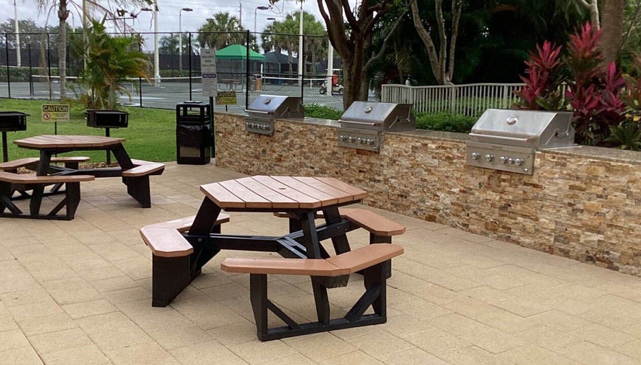 Photo of Outdoor in Weston