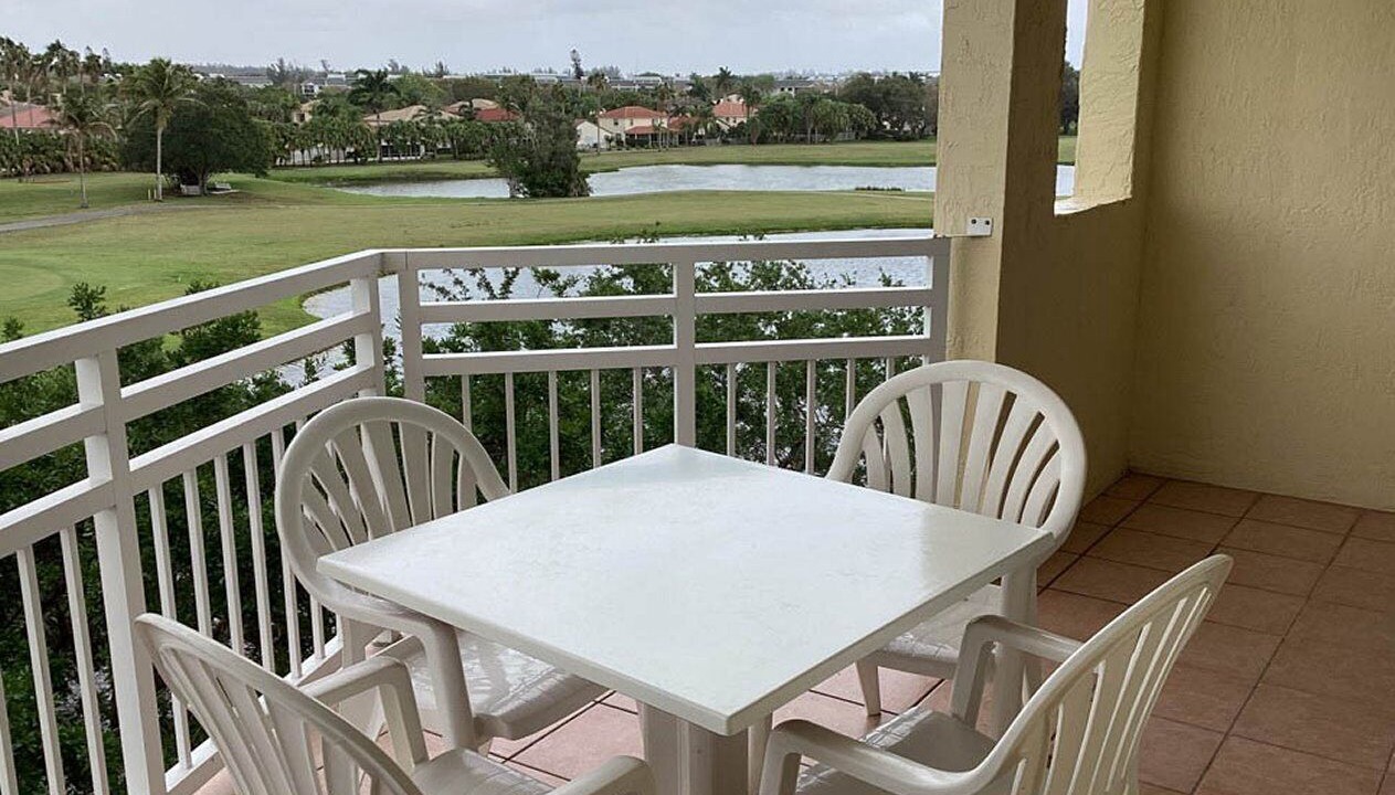 Photo of Outdoor in Weston