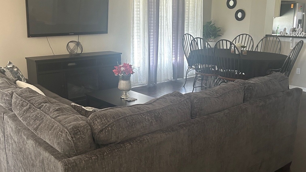 Photo of Livingroom in Ridgewood Lakes