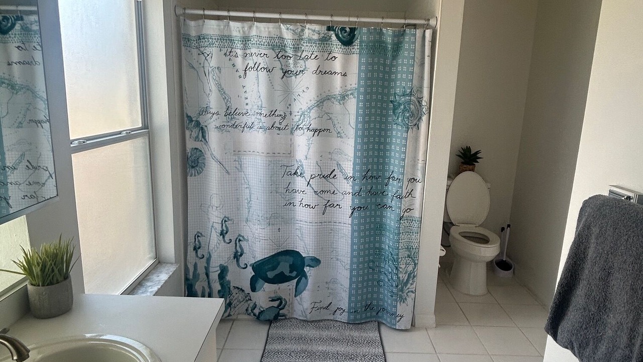 Photo of Bathroom in Ridgewood Lakes