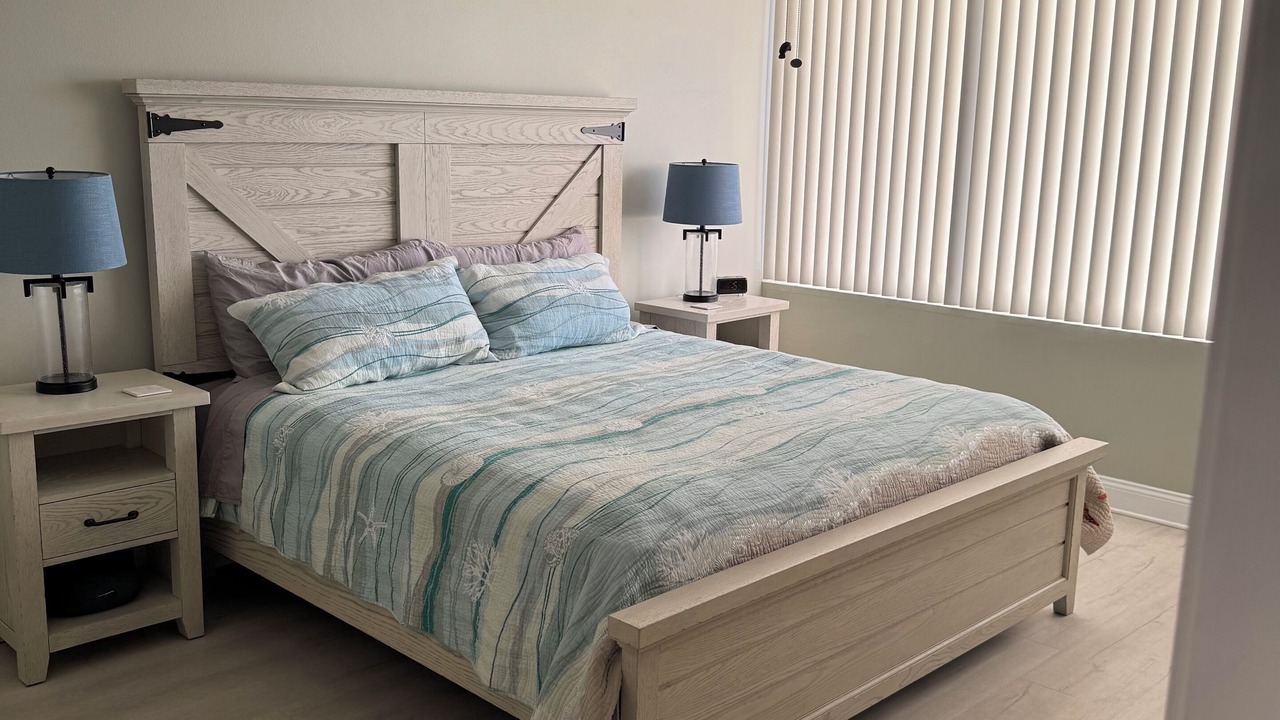 Photo of Bedroom in Bayway Isles
