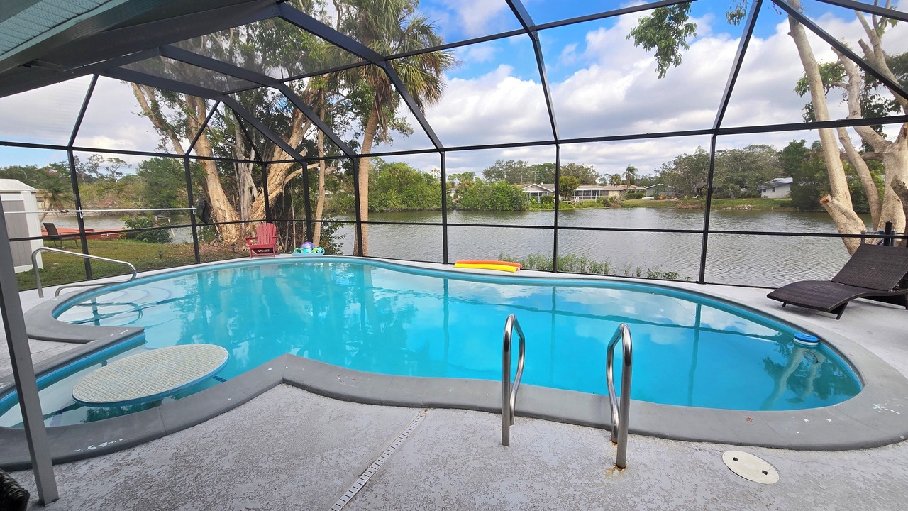 Photo of Outdoor in Gulf Gate Estates