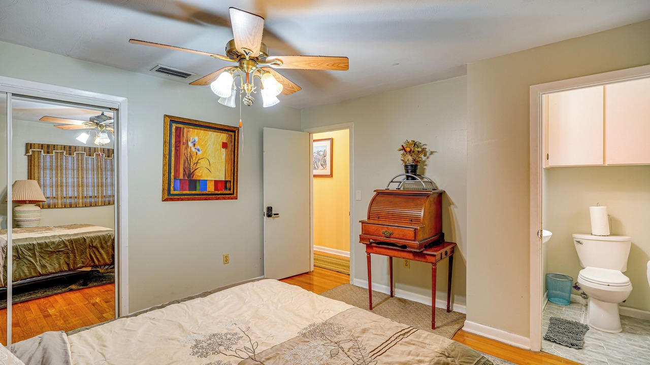 Photo of Bedroom in Plant City