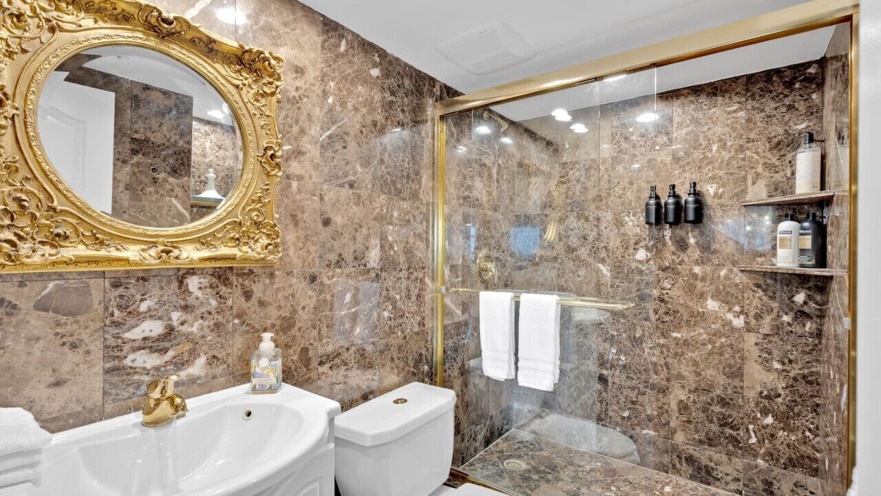 Photo of Bathroom in Mid Beach