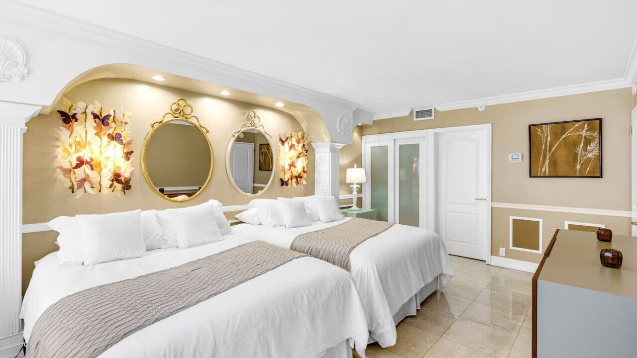 Photo of Bedroom in Mid Beach