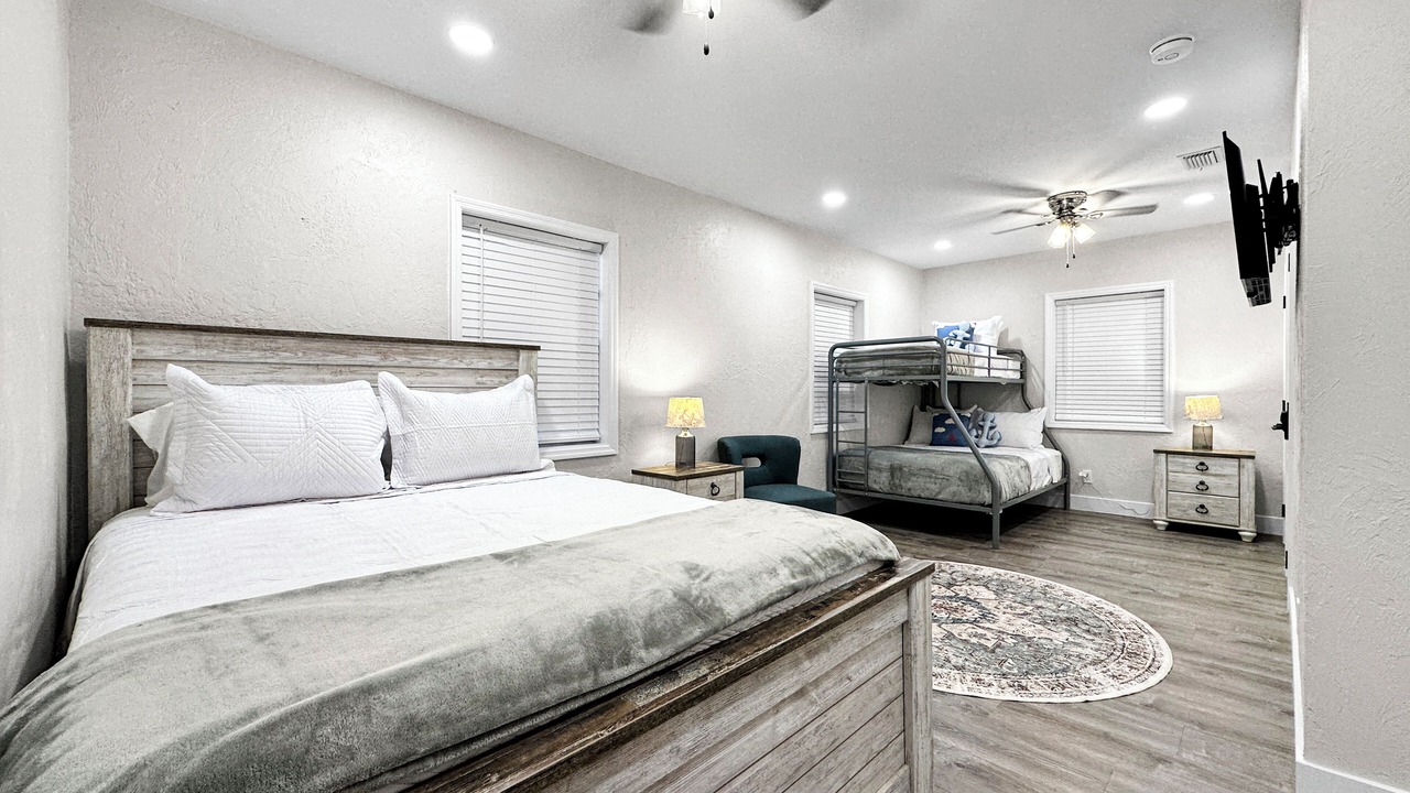 Photo of Bedroom in Lantana