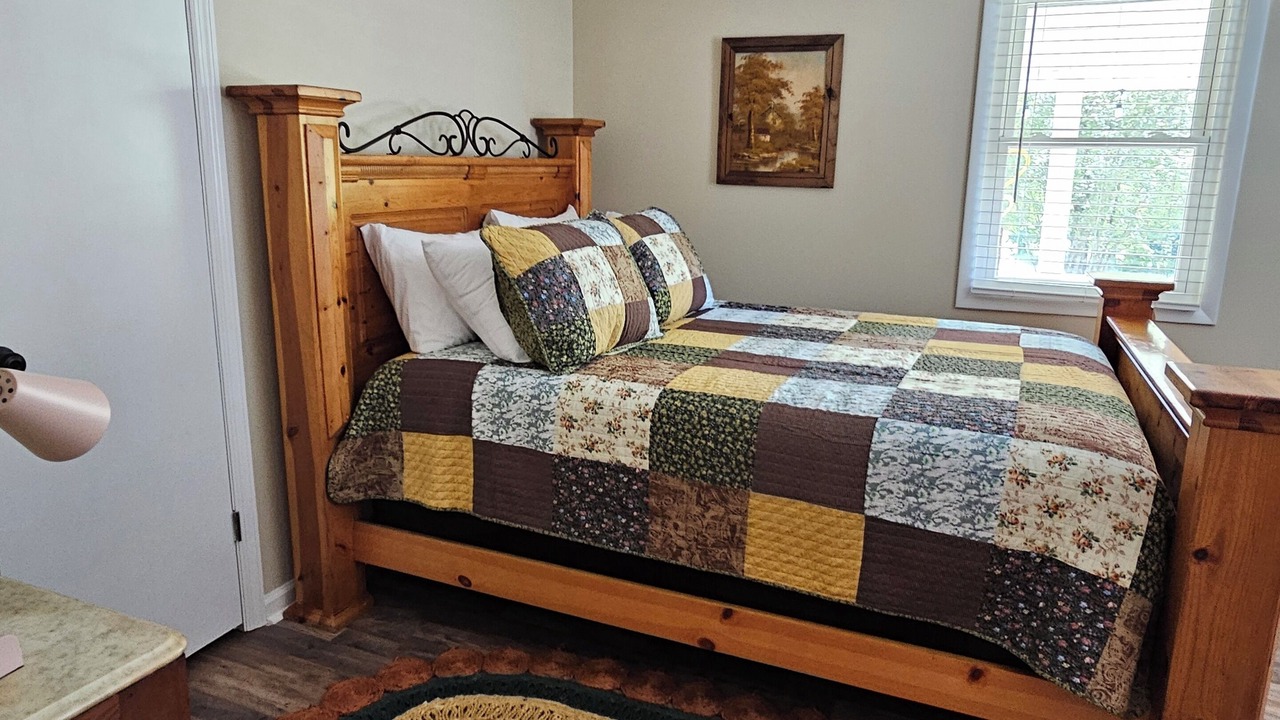Photo of Bedroom in Mountville