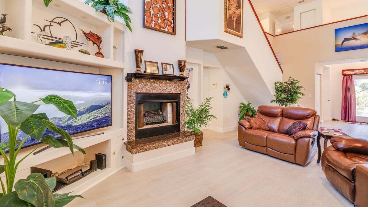 Photo of Livingroom in Historic District