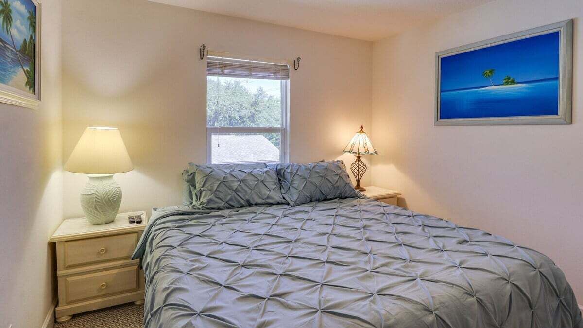 Photo of Bedroom in Historic District