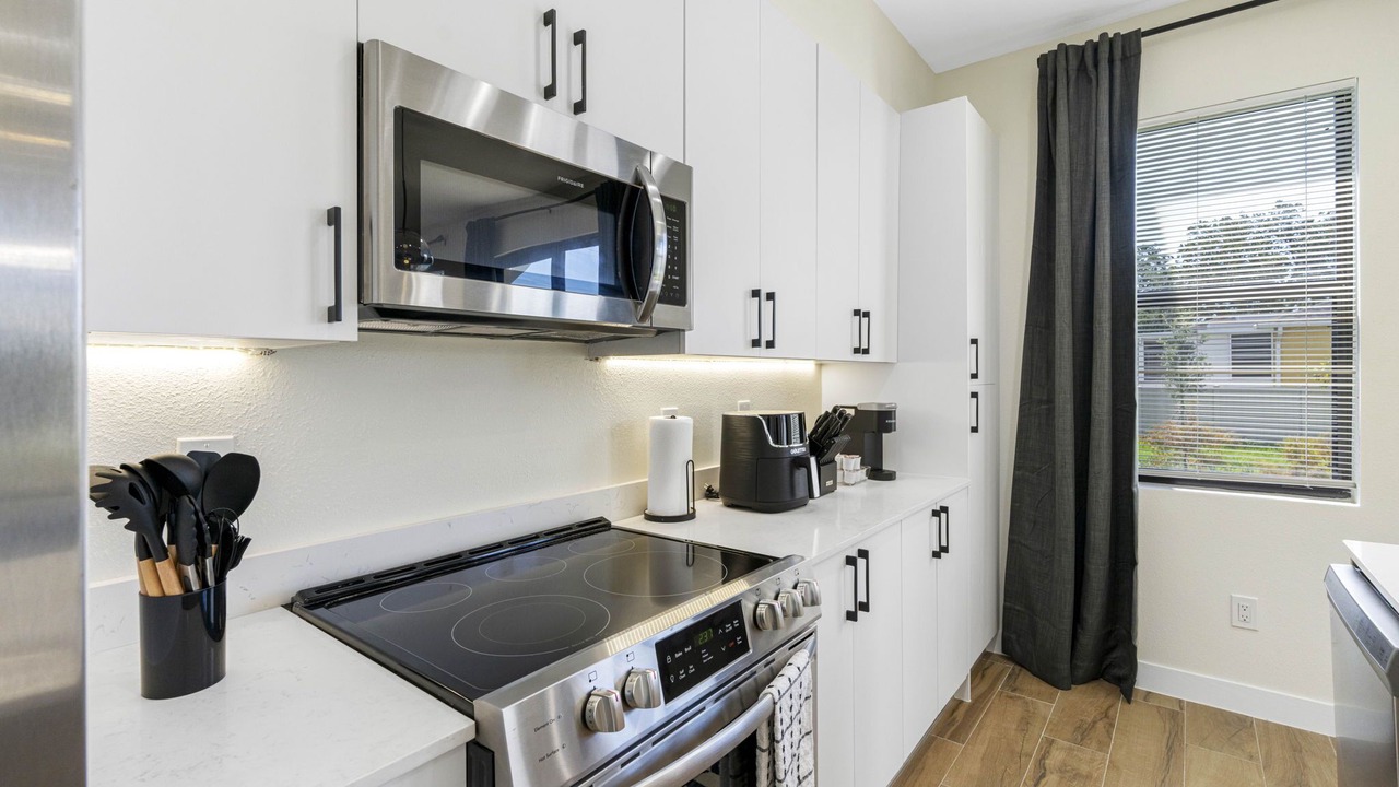 Photo of Kitchen in Pinecrest West Park