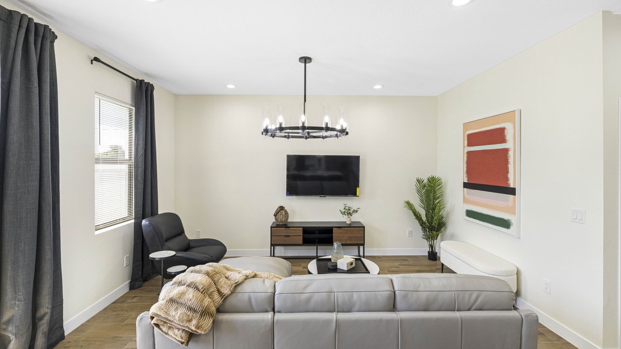Photo of Livingroom in Pinecrest West Park