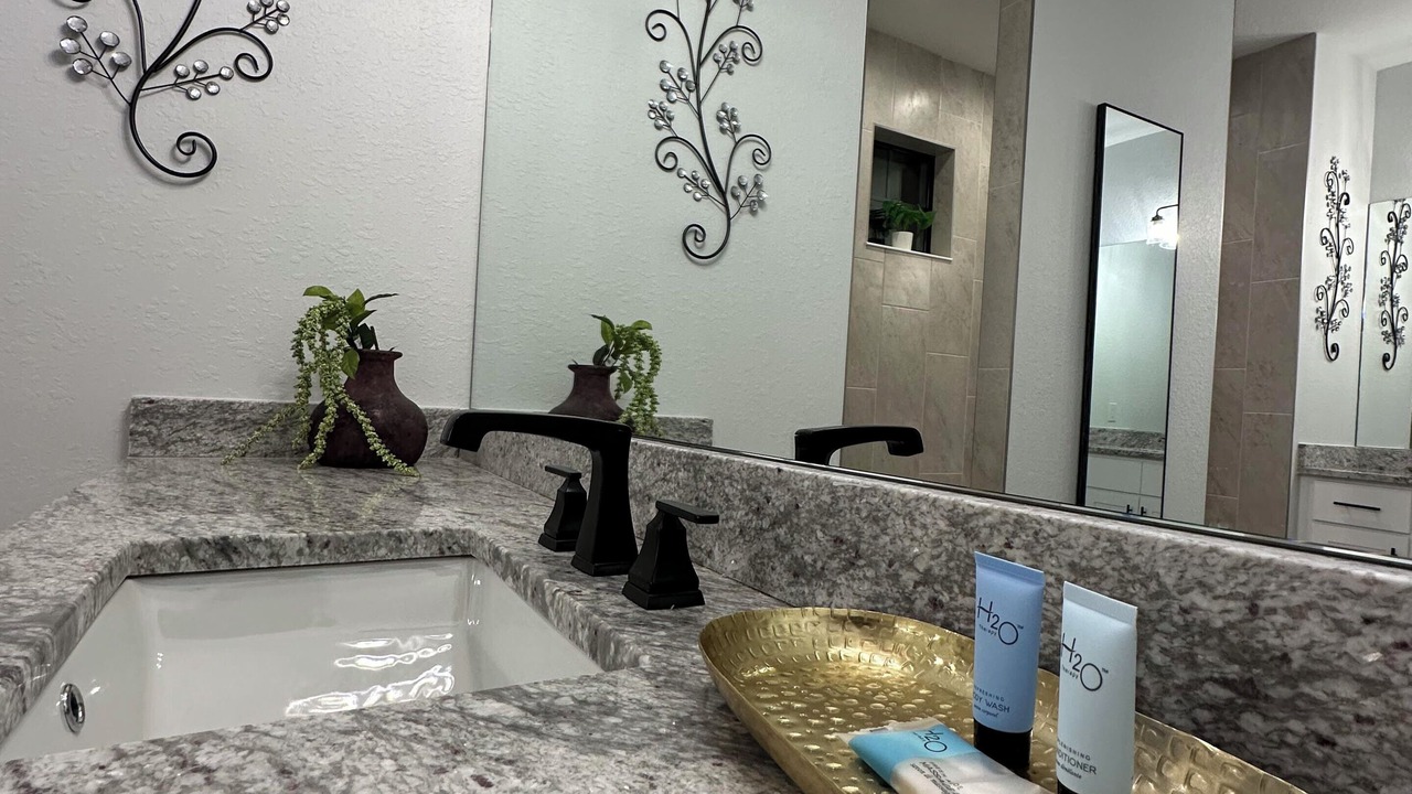 Photo of Bathroom in Pine Valley