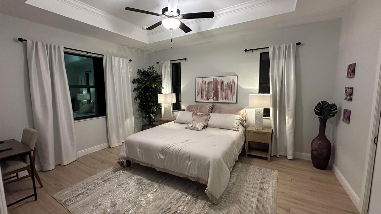 Photo of Bedroom in Pine Valley