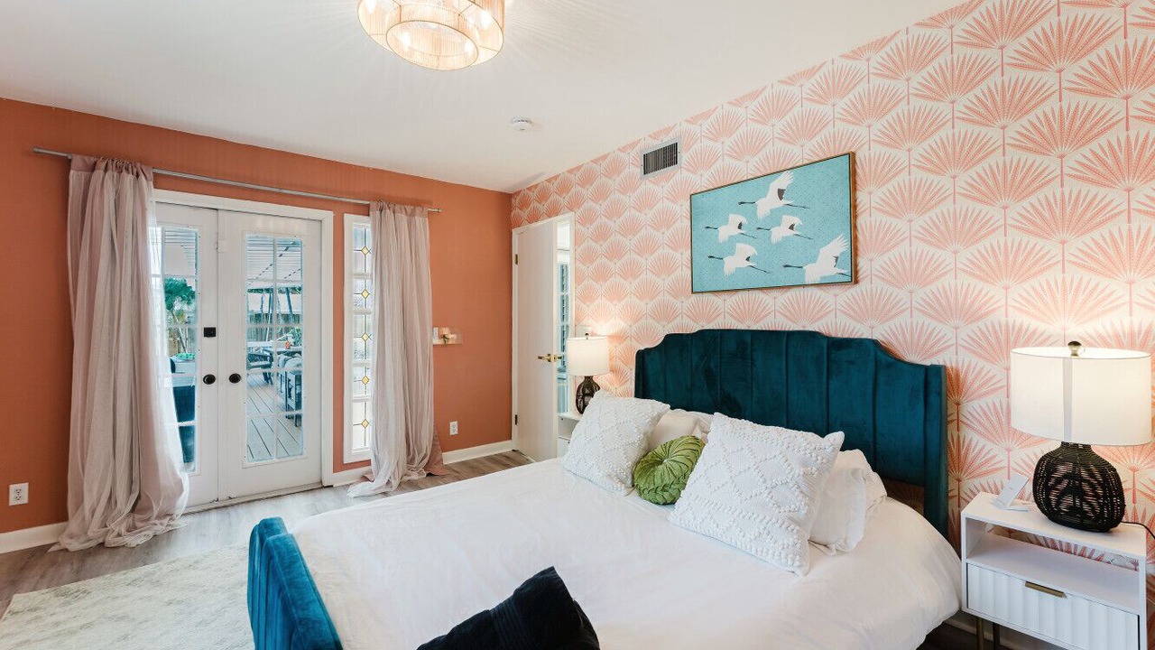 Photo of Bedroom in Lake Clarke Shores