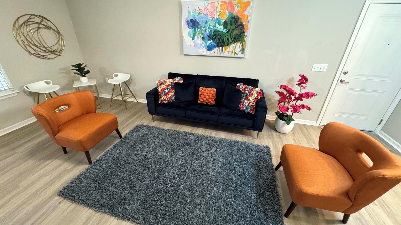 Photo of Livingroom in Northside