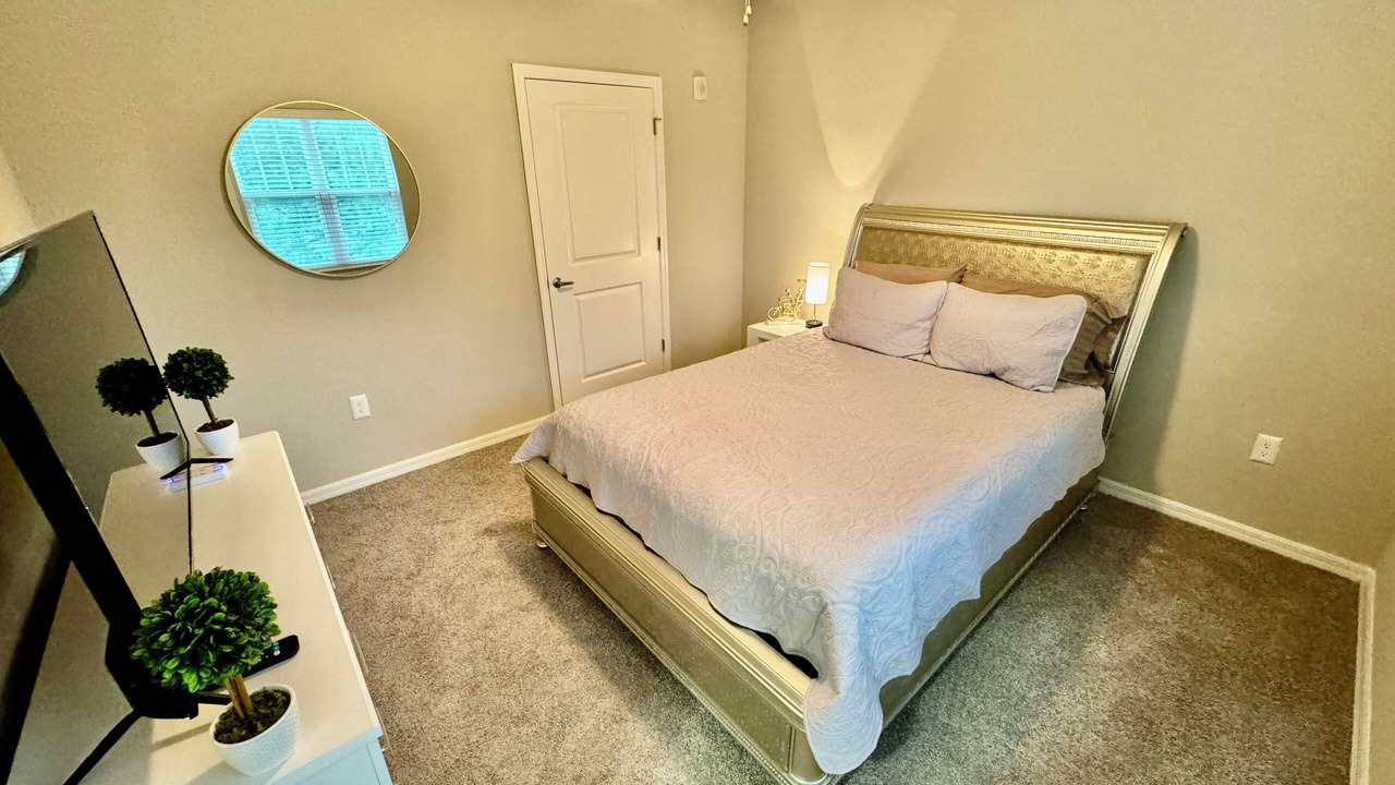 Photo of Bedroom in Northside
