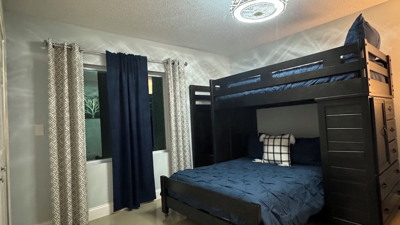 Photo of Bedroom in Seffner Community Alliance