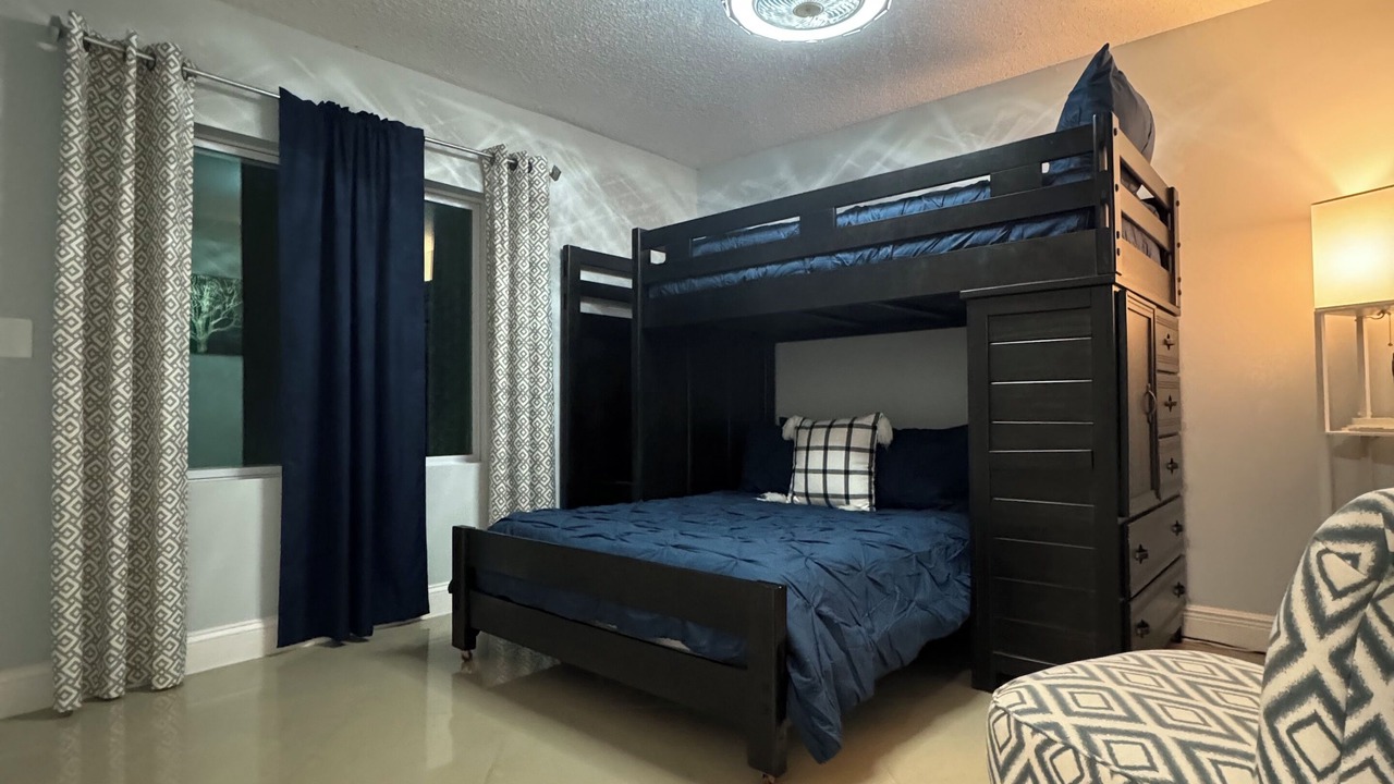 Photo of Bedroom in Seffner Community Alliance