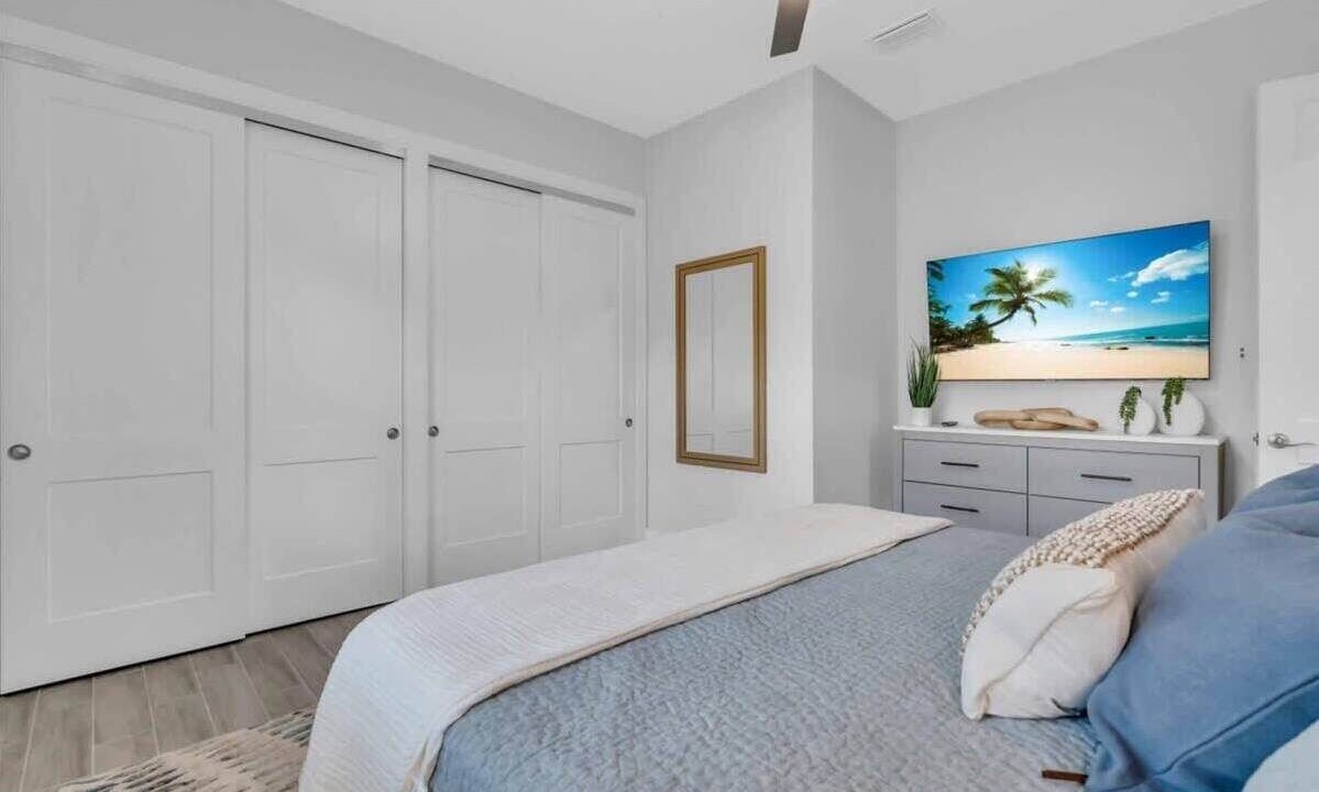 Photo of Bedroom in Arlington Park