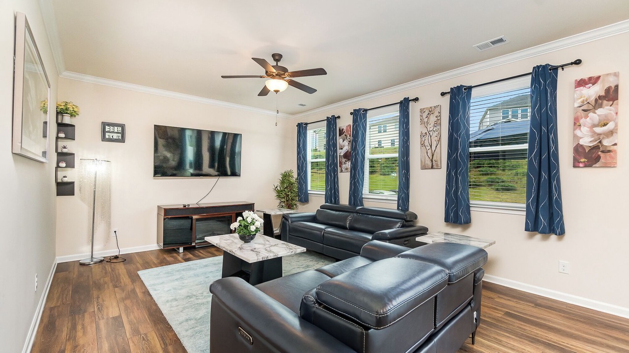 Photo of Livingroom in Bowling Green