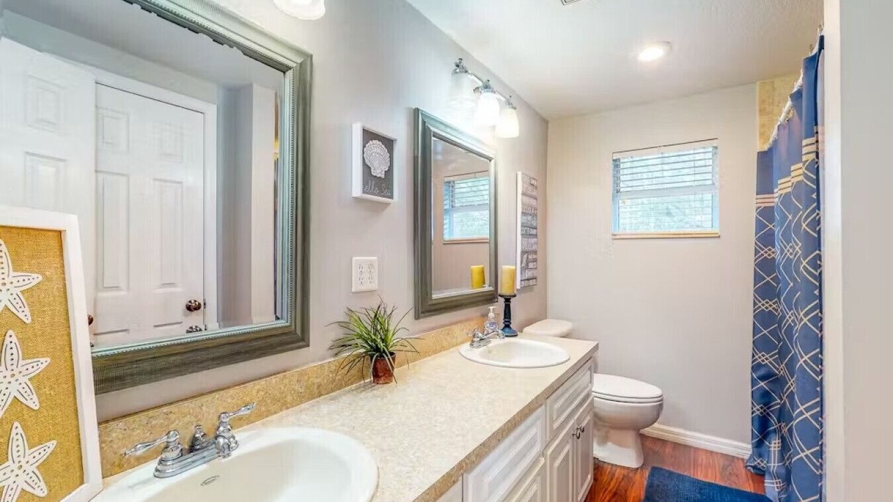 Photo of Bathroom in Plant City