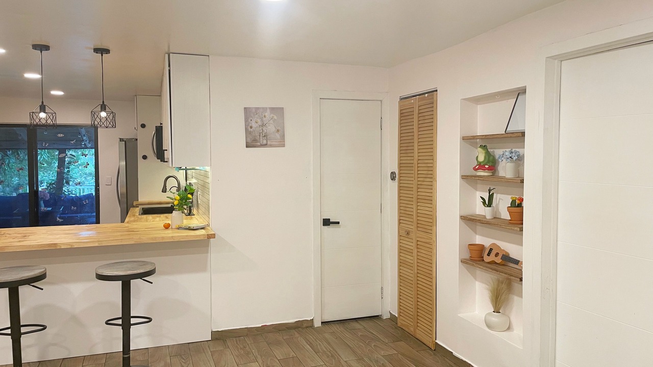 Photo of Kitchen in Survey Creek