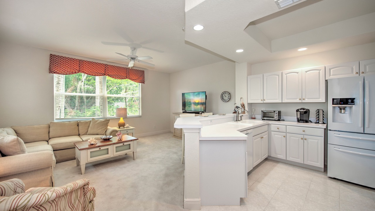 Photo of Livingroom in Whisper Trace