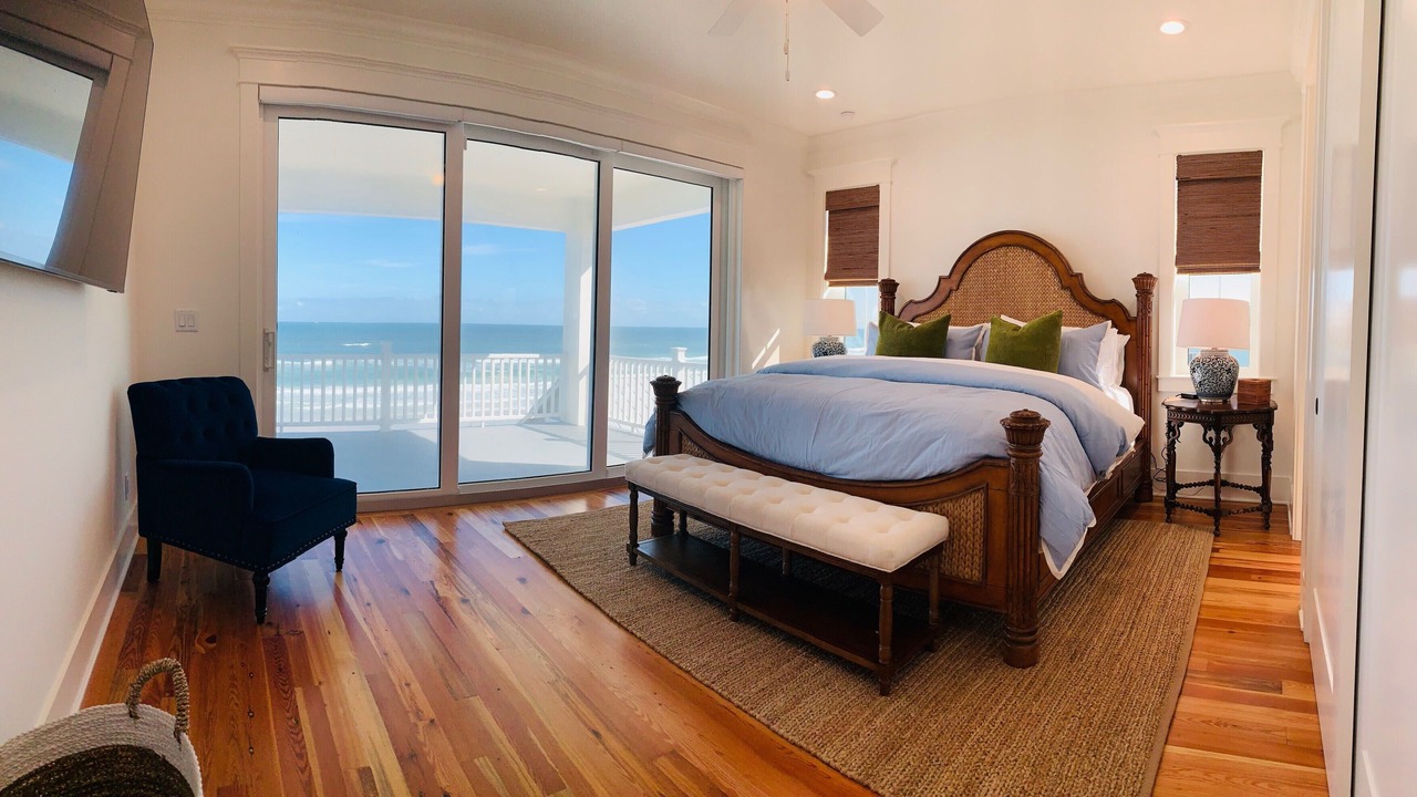 Photo of Bedroom in New Smyrna Beach