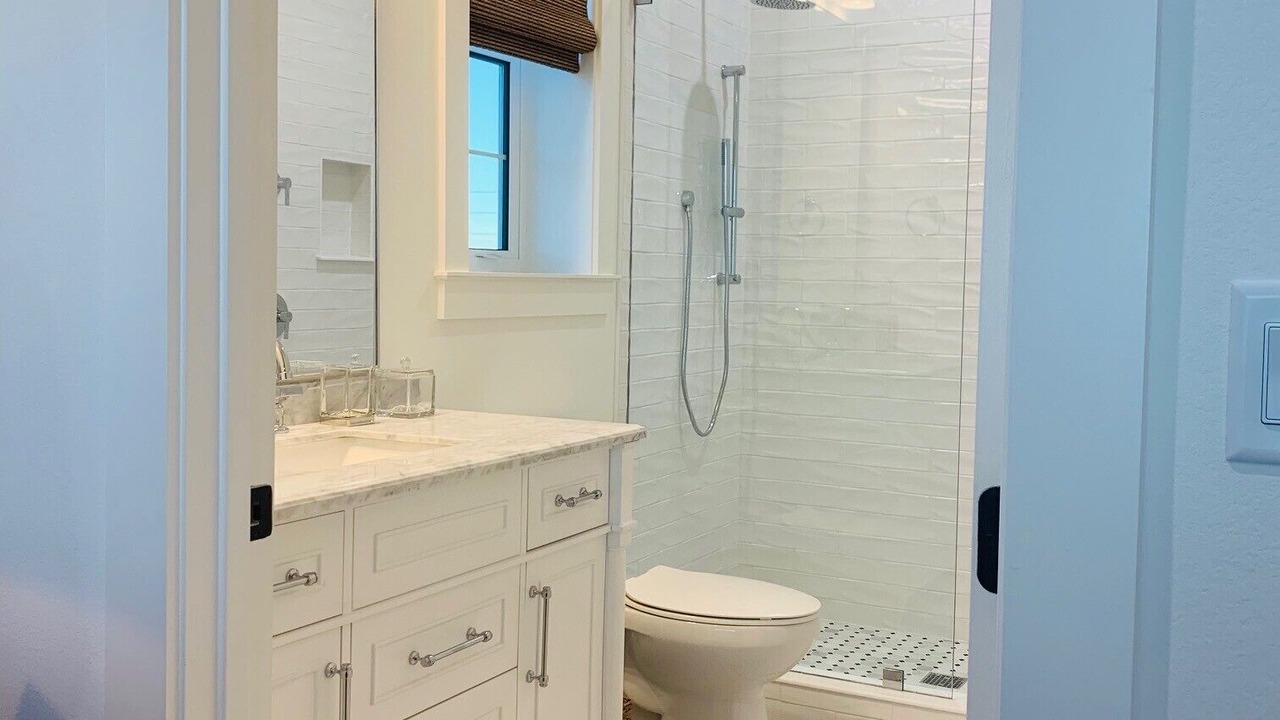 Photo of Bathroom in New Smyrna Beach