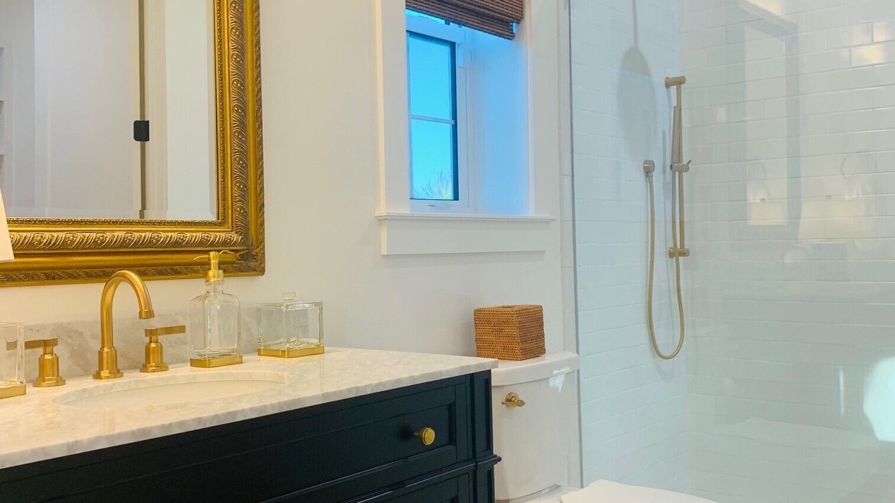 Photo of Bathroom in New Smyrna Beach