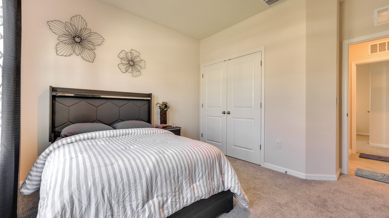 Photo of Bedroom in Newberry