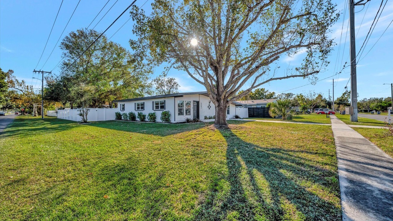 Photo of Outdoor in Sun Bay South