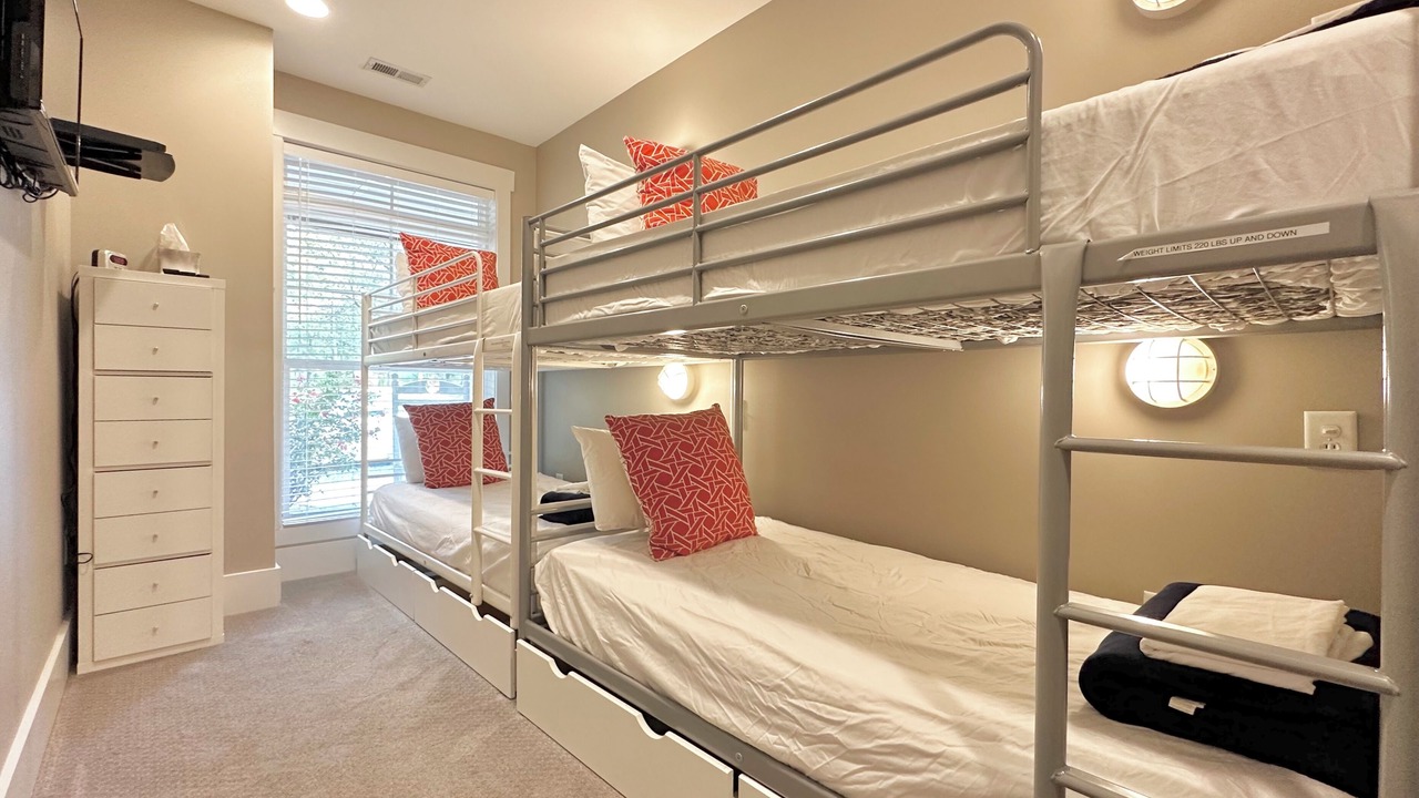 Photo of Bedroom in Cedar Bluff