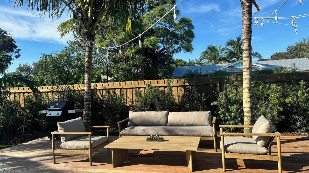 Photo of Patio Balcony in Tequesta