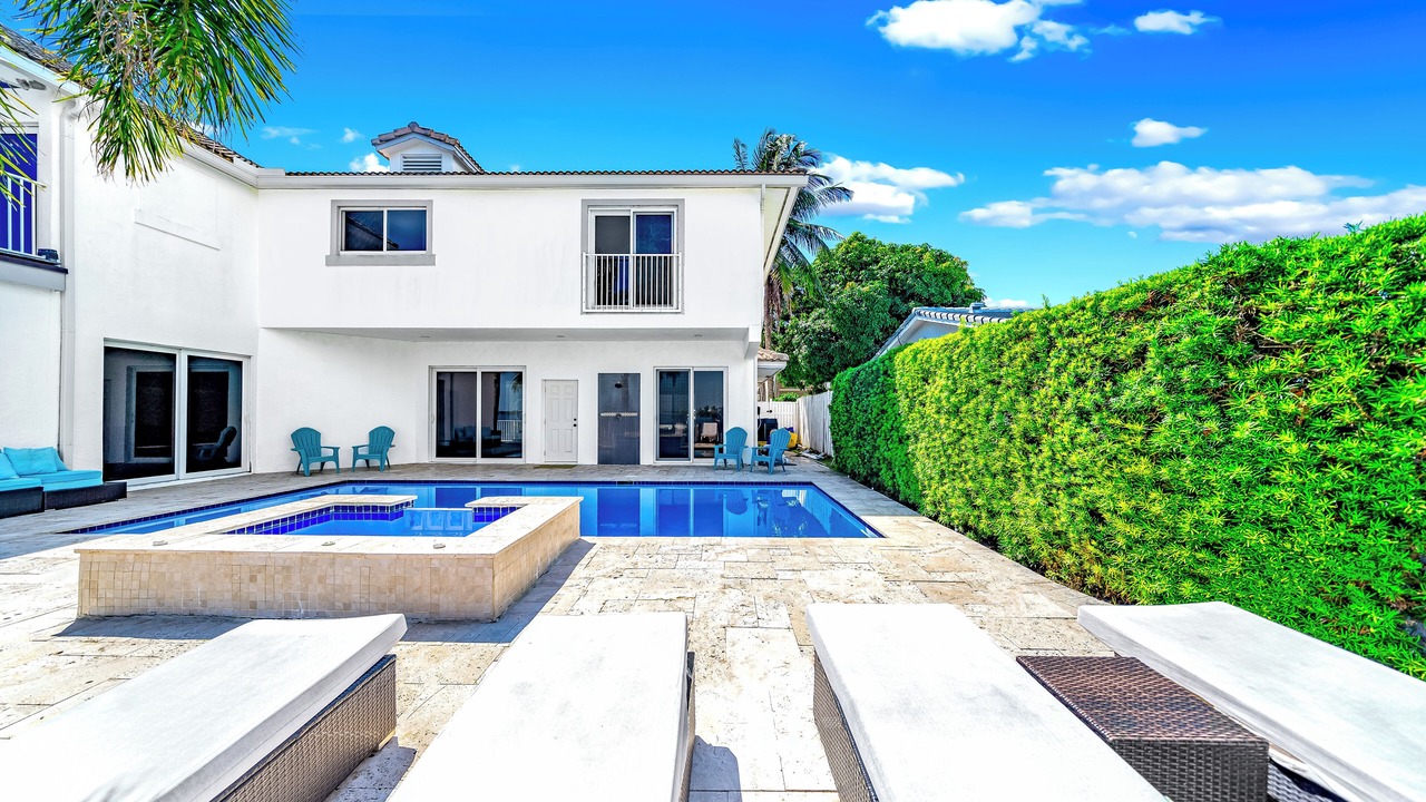 Photo of Outdoor in Boynton Beach