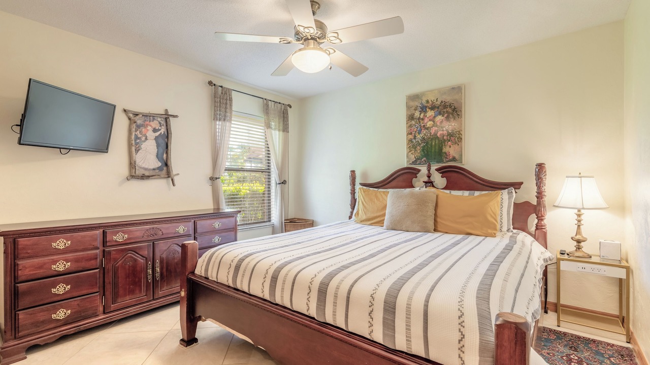 Photo of Bedroom in Samsula-Spruce Creek