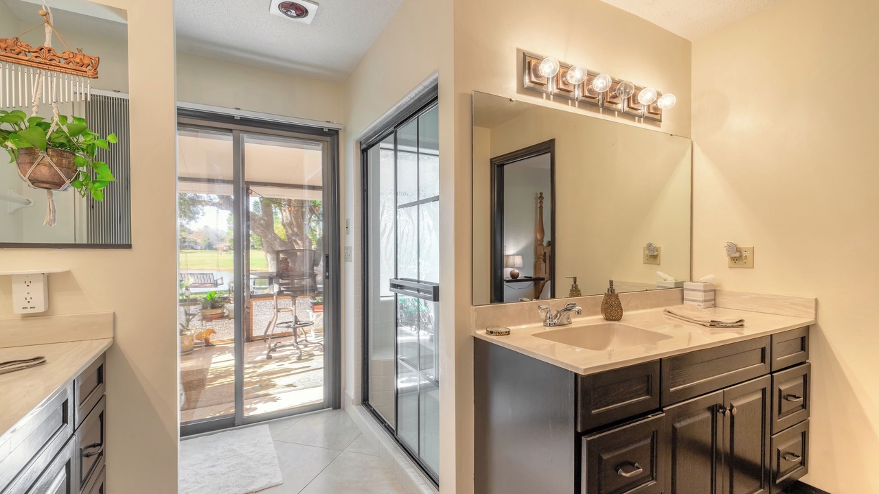 Photo of Bathroom in Samsula-Spruce Creek