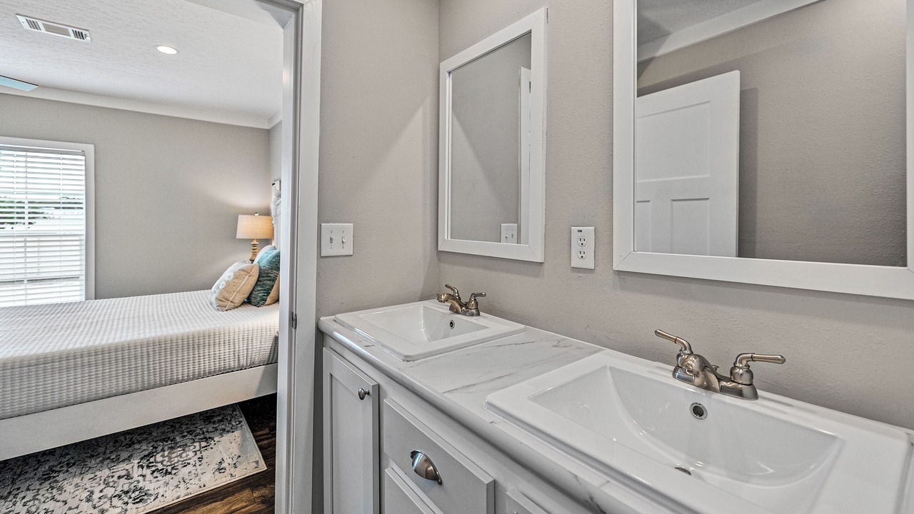 Photo of Bathroom in Zephyrhills West